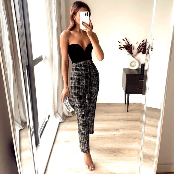 ZARA Blogger’s Fav| Structured Checkered Pants - Picture 9 of 15
